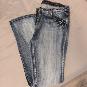 Jessica Simpson bell bottom jeans. Size 32.